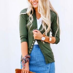 So Perla Green Snap-Button Cardigan Women's Size Large
